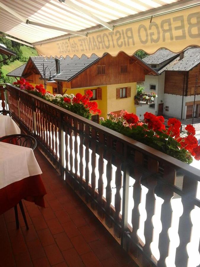 Albergo Ristorante Sole Mezzoldo Exterior foto